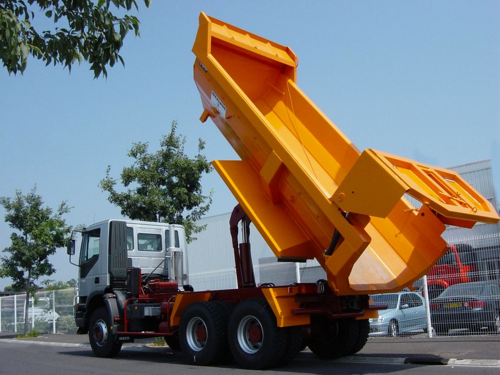 idealroc cm perret sur iveco 26t a compas 008 1024